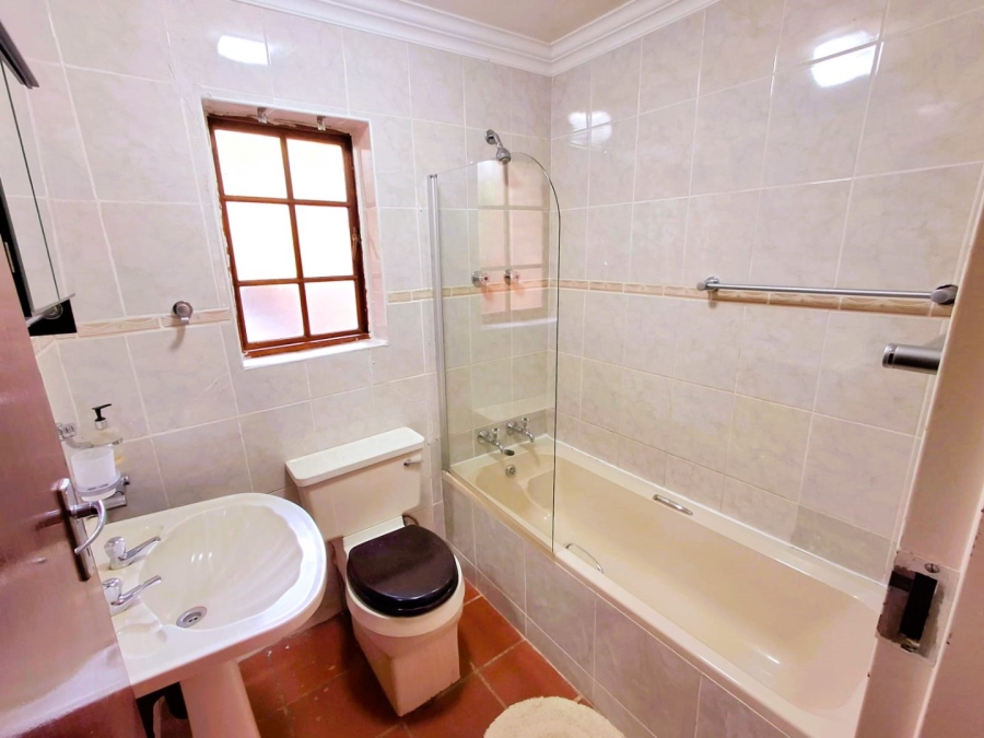 4 Bedroom Property for Sale in River Lodge Estate Free State